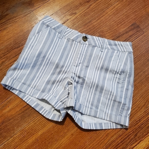 SO by Kohls Gray & White Striped Beach Shorts Juniors size 5 - Picture 5 of 5